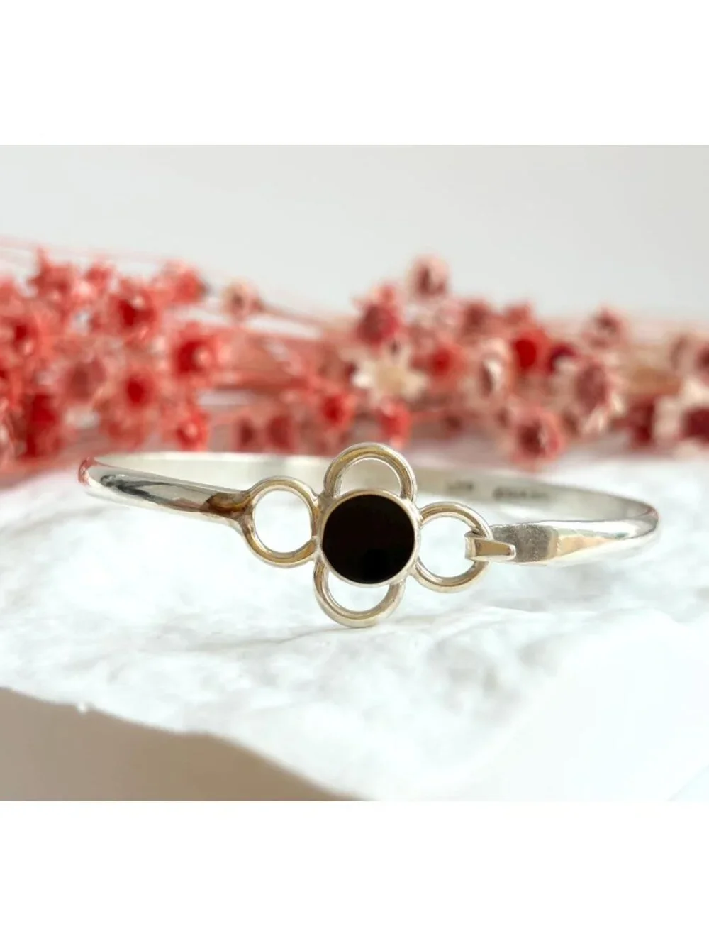 Black Onyx Scalloped Taxco, Mexico Vintage Sterling Silver 925 Bangle Bracelet